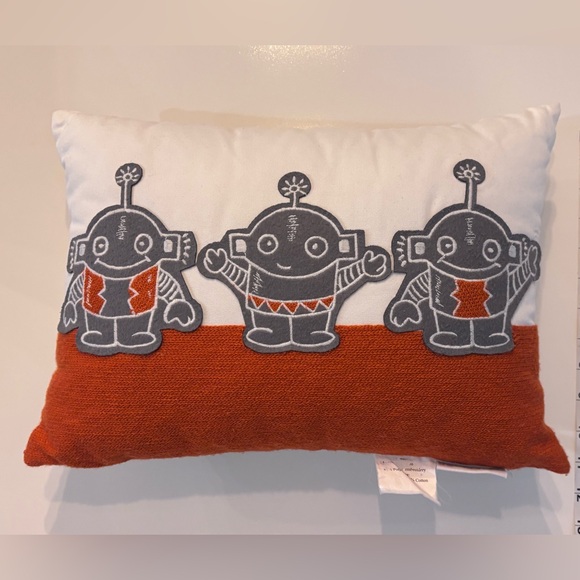 Ink & Ivy Kids Orbit Line Collection Orange and White alien design throw pillow - Picture 2 of 10